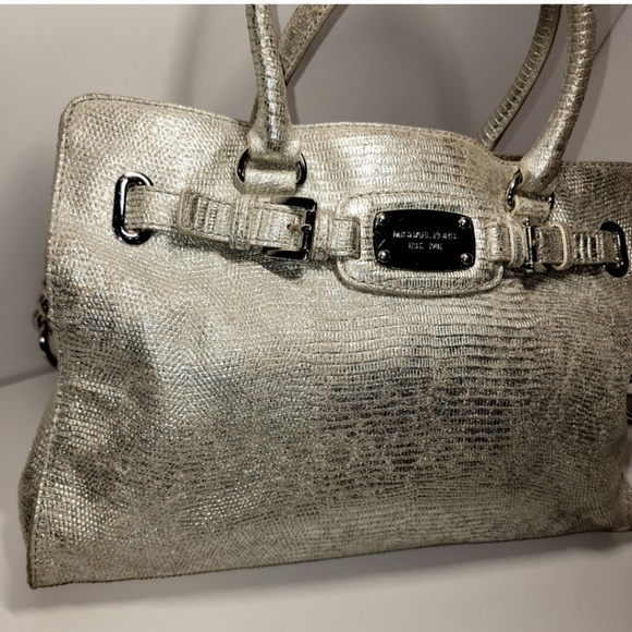 Michael Kors Embossed Metallic Hamilton - Picture 3 of 12